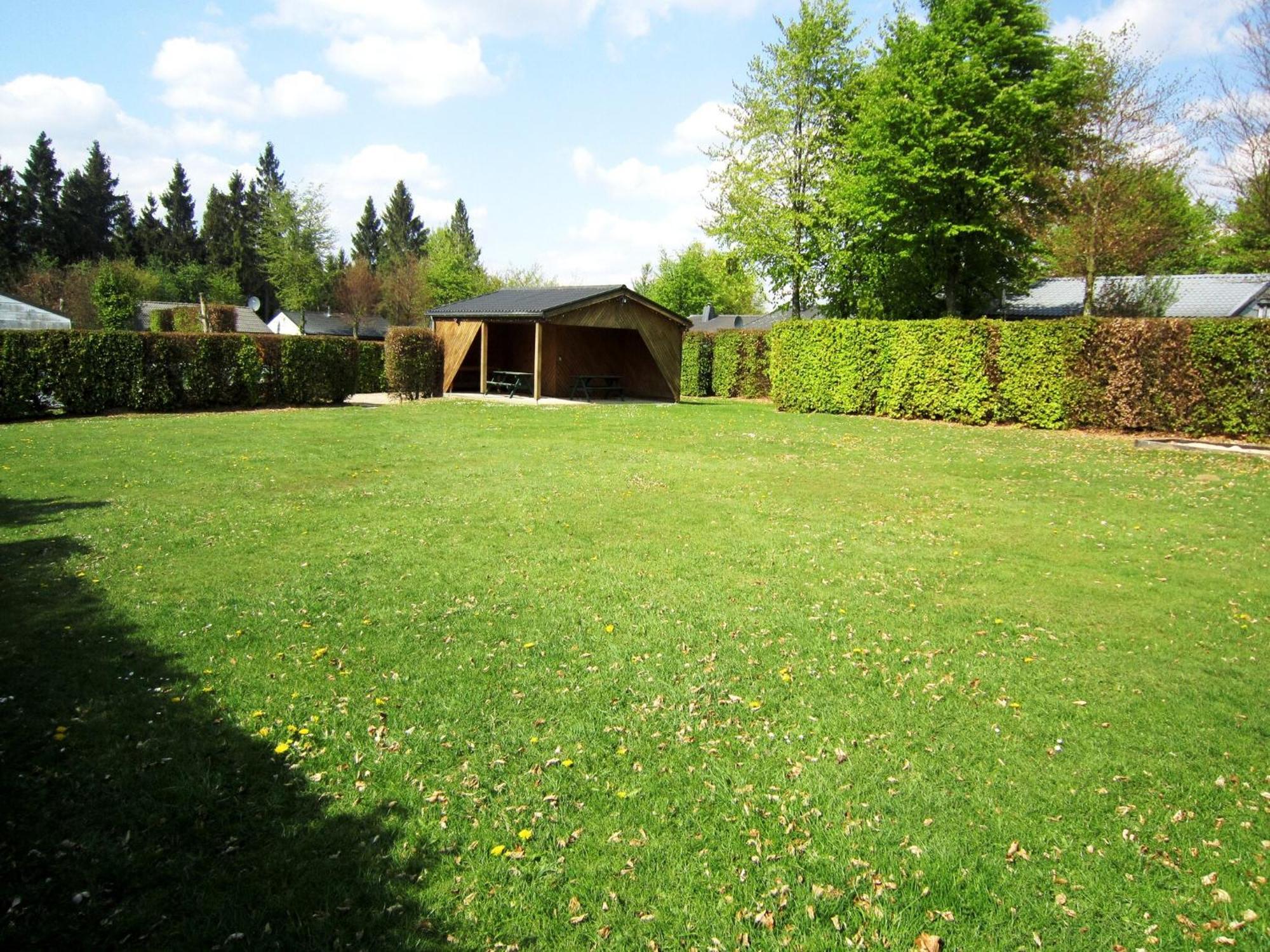 Boutique Chalet In B Llingen Near Lake Wirtzfeld Exterior foto
